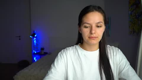 Snapshot of ewelynscott chatting on 30, 11, 2025 ewelynscott online show from 30, 11, 2025