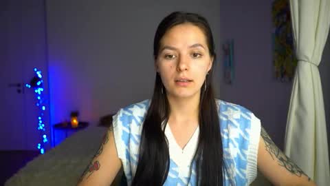 Snapshot of ewelynscott chatting on 1, 12, 2025 ewelynscott online show from 1, 12, 2025