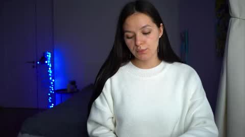 Snapshot of ewelynscott chatting on 5, 12, 2025 ewelynscott online show from 5, 12, 2025