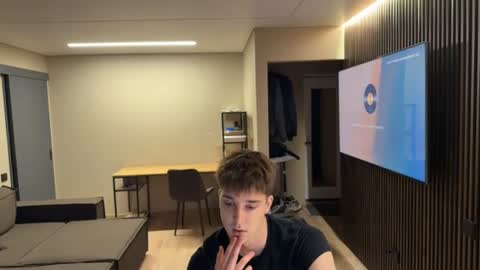 Snapshot of exclusiveflexboy chatting on 12, 7, 2026 exclusiveflexboy online show from 12, 7, 2026
