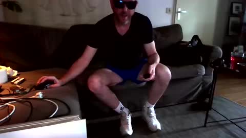 exibist79 online show from 13, 11, 2025