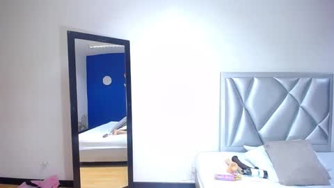 exotic_karmella online show from 25, 2, 2025