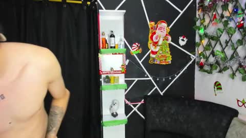 Snapshot of exotic_kisses_ chatting on 6, 12, 2024 exotic_kisses_ online show from 6, 12, 2024