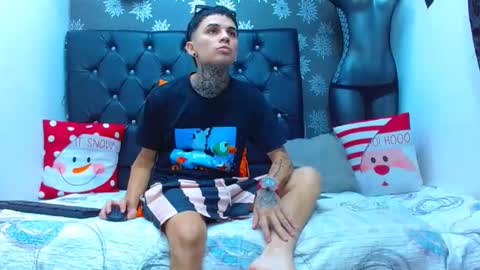 exotichot_couple online show from 26, 12, 2024