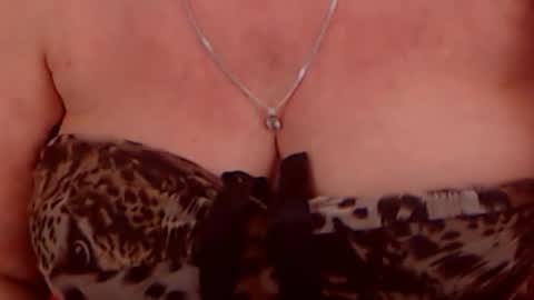 Snapshot of experiencedalana chatting on 2, 2, 2025 Alana online show from 2, 2, 2025