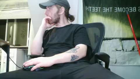 Snapshot of explosive_andyy chatting on 17, 5, 2026 Explosivee andyy online show from 17, 5, 2026