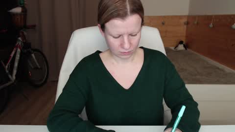 Crystal online show from 3, 12, 2024