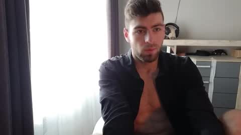 Snapshot of exstayz chatting on 11, 10, 2025 Sweetheart online show from 11, 10, 2025