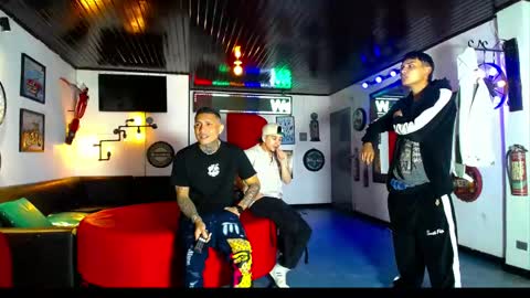 extrangers online show from 1, 4, 2026