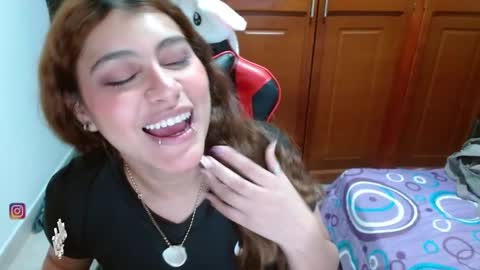 Snapshot of eyfy_bbs chatting on 20, 11, 2025 Nadia online show from 20, 11, 2025