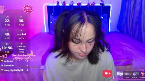 Snapshot of eymmy_24 chatting on 22, 11, 2025 eymmy_24 online show from 22, 11, 2025