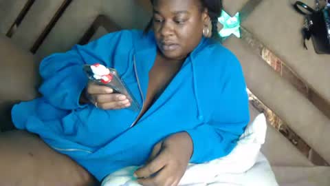 eyshaexotii online show from 27, 9, 2025