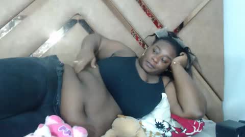 eyshaexotii online show from 3, 3, 2026