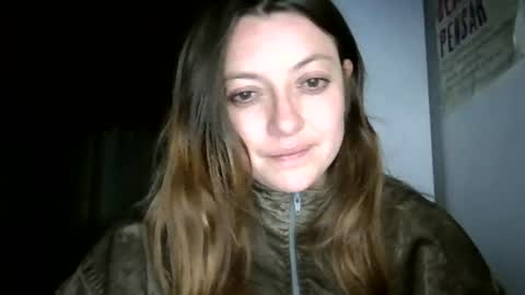 Snapshot of ezlngirl chatting on 8, 7, 2026 Aimee online show from 8, 7, 2026