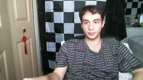 Ezra Naamah online show from 29, 1, 2025