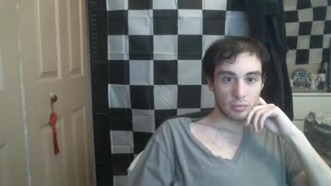 Ezra Naamah online show from 23, 2, 2025