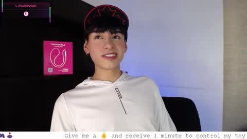 Snapshot of ezra_storm chatting on 30, 9, 2025 Juan online show from 30, 9, 2025