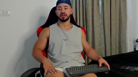 Ezzio Scolaro online show from 13, 3, 2026