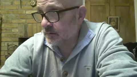 f1zzeek online show from 18, 2, 2026