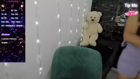 Snapshot of faberdubois1 chatting on 18, 10, 2025 camila online show from 18, 10, 2025