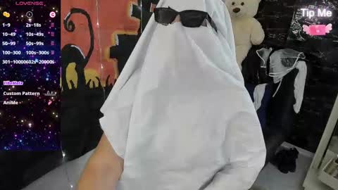 Snapshot of faberdubois1 chatting on 31, 10, 2025 camila online show from 31, 10, 2025