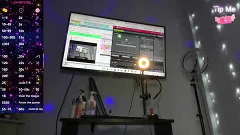 Snapshot of faberdubois1 chatting on 26, 11, 2025 camila online show from 26, 11, 2025