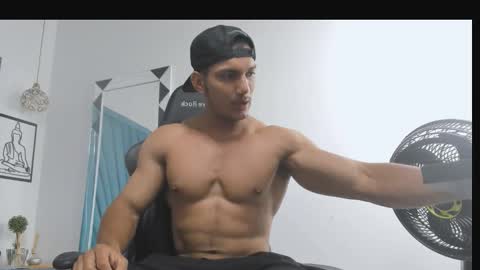 Snapshot of fabiorissi chatting on 19, 10, 2025 FABIO online show from 19, 10, 2025