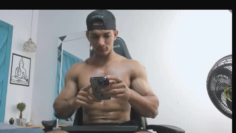 Snapshot of fabiorissi chatting on 22, 10, 2025 FABIO online show from 22, 10, 2025