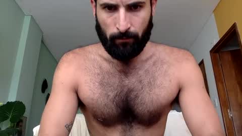 Snapshot of fabrizzio02 chatting on 5, 1, 2025 Fabrizzio online show from 5, 1, 2025