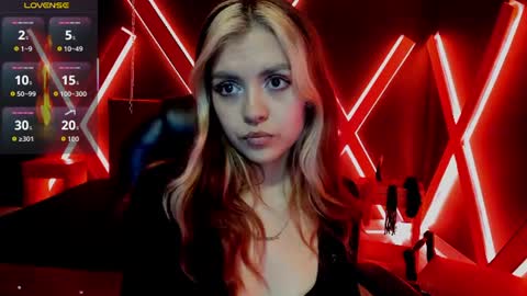 Snapshot of fabzy_fab chatting on 18, 6, 2026 fabzy online show from 18, 6, 2026