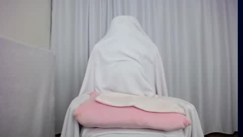 Snapshot of faceless___ chatting on 21, 9, 2025 Bree online show from 21, 9, 2025