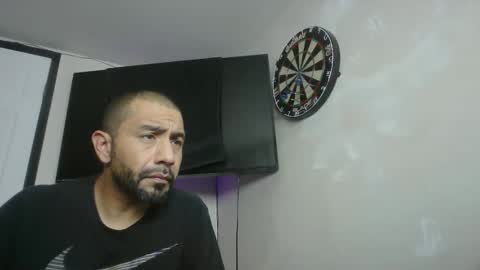 Mark online show from 3, 12, 2025