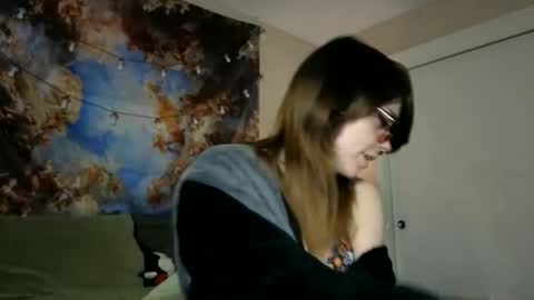 Snapshot of faerienugs chatting on 8, 1, 2025 Faerie 3 online show from 8, 1, 2025