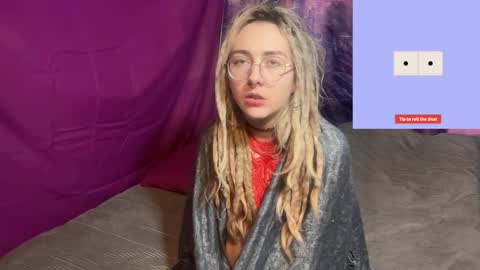 Snapshot of faexoxoxo chatting on 3, 12, 2024 Fae online show from 3, 12, 2024