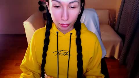 Snapshot of fairy_elli_hot chatting on 10, 10, 2025 Elli online show from 10, 10, 2025