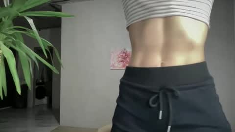Snapshot of fairy_face chatting on 16, 9, 2025 fairy_face online show from 16, 9, 2025