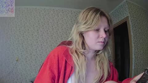 Snapshot of fairydreams_ chatting on 4, 2, 2025 Arisha online show from 4, 2, 2025