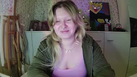 Snapshot of fairydreams_ chatting on 4, 2, 2025 Arisha online show from 4, 2, 2025