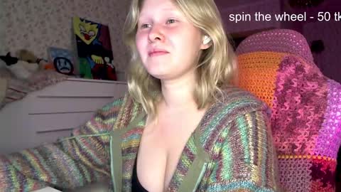 Snapshot of fairydreams_ chatting on 25, 9, 2025 Arisha online show from 25, 9, 2025