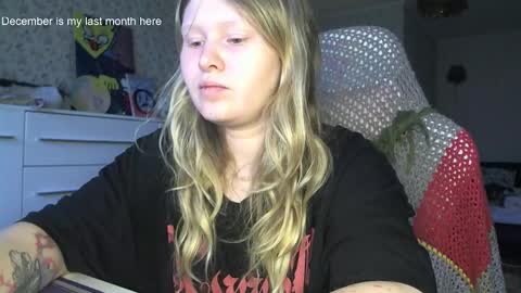 Snapshot of fairydreams_ chatting on 19, 12, 2025 Arisha online show from 19, 12, 2025