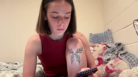 Snapshot of faithluvv07 chatting on 13, 4, 2026 FAITHH online show from 13, 4, 2026