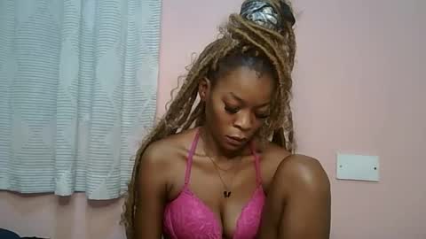 faizah_ online show from 16, 5, 2026
