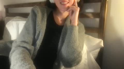 Snapshot of fakenshitsis chatting on 1, 2, 2026 Haydee online show from 1, 2, 2026