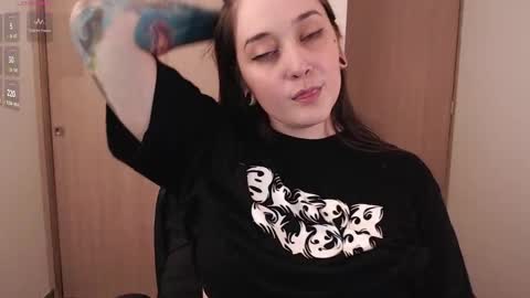 Snapshot of fallenag__ chatting on 5, 3, 2025 OF fallenag 1 online show from 5, 3, 2025