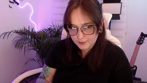 Snapshot of fallenag__ chatting on 27, 5, 2026 OF fallenag 1 online show from 27, 5, 2026