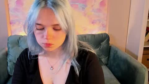 Snapshot of fancybella chatting on 1, 10, 2025 Bella online show from 1, 10, 2025