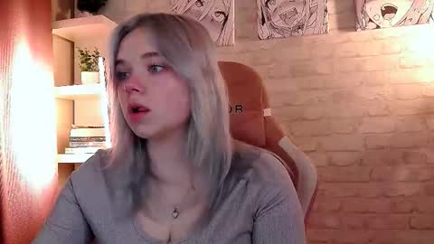 Snapshot of fancybella chatting on 5, 10, 2025 Bella online show from 5, 10, 2025