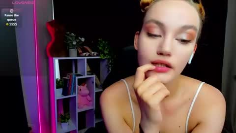 Snapshot of fane_stain chatting on 2, 7, 2026 Merida but you can call me Ida online show from 2, 7, 2026