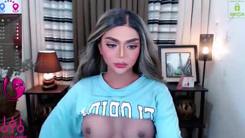 Snapshot of fantacyoflove chatting on 18, 12, 2025 YASI online show from 18, 12, 2025