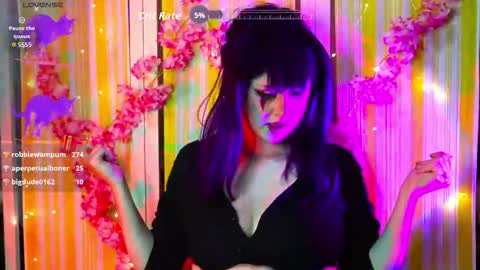 Snapshot of fantastic_fairy chatting on 4, 11, 2025 Fairy online show from 4, 11, 2025